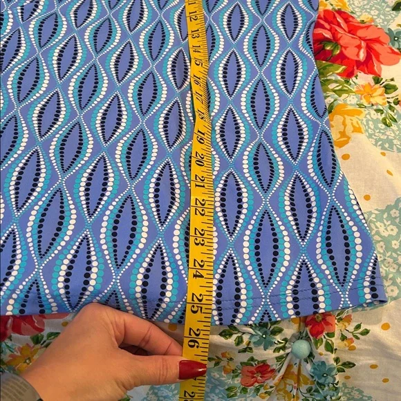 Lulu-B ruffle neck top shirt size medium - Picture 8 of 9